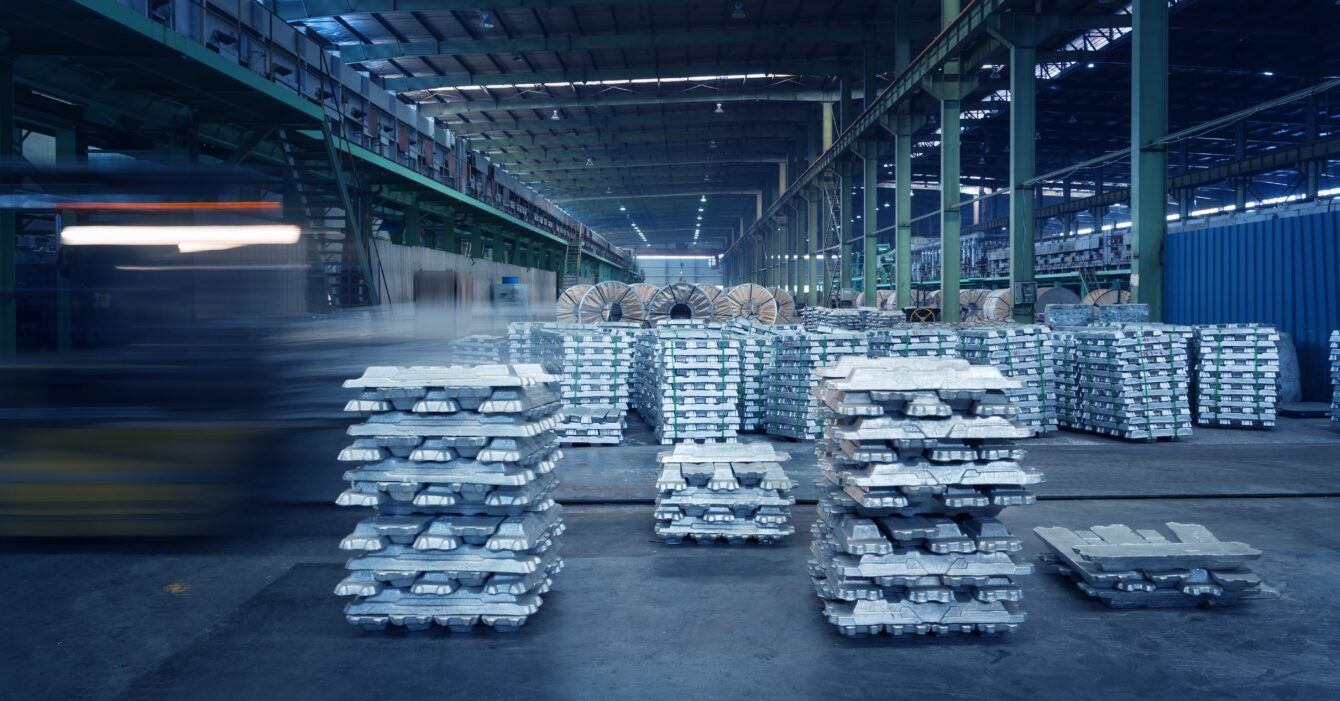 ZINC INGOT-min ZINC INGOT-min